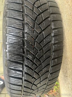 Prodám sadu zimních pneu na alu 225/55 R16 - 4
