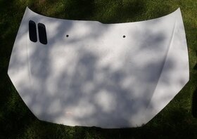 Peugeot 206 r. 2000 bílý 5dv. - díly - 4