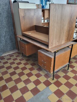 Prodám pracovni a kancelařské stoly - 4