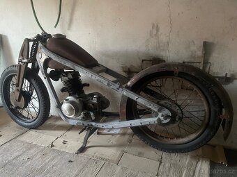 ČZ 250 Tourist - 4