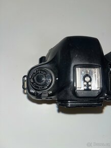 Zrcadlovka Canon EOS 6D + 2 objektivy na 50mm a 85mm - 4