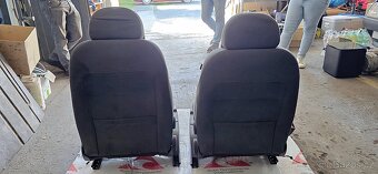 Přední a zadní sedačky volkswagen golf 6 GTI - 4