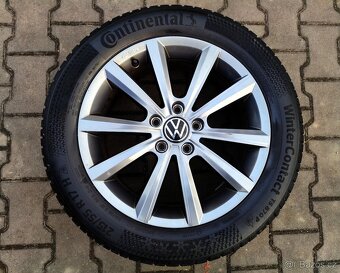 Alu kola originál Volkswagen Passat B8 5x112 R17 Merano - 4