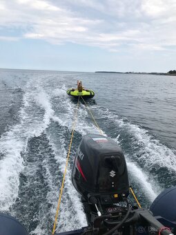 spolehlivá a rychlá loď Zodiac 340 + suzuki DF 15 4takt - 4