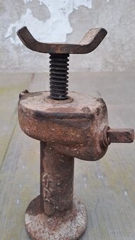 Prodám hever, paneku 1500kg - 4