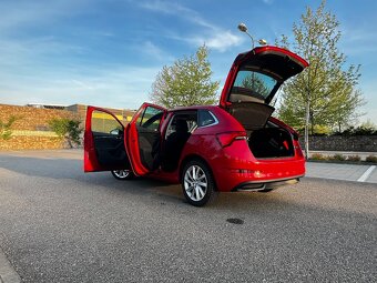 Škoda Scala 1.6 TDI 85 kW – Automat, krásná červená, top sta - 4