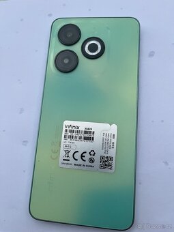 Mobilní telefon Infinix Smart 8 - 4