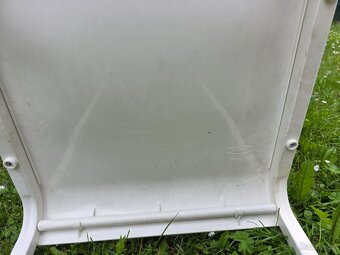Na prodej: 4× IKEA bílé kuchyňské židle – dobrý stav - 4