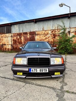 Mercedes-Benz W124 3.0 Hammer replika - 4