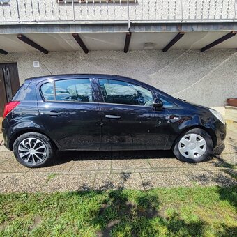 Opel Corsa 1.4 benzín - 4