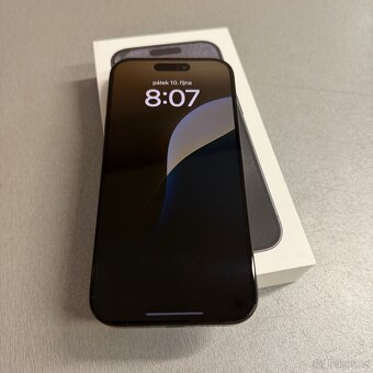 iPhone 15 Pro 128GB černý, bez škrábance, rok záruka - 4