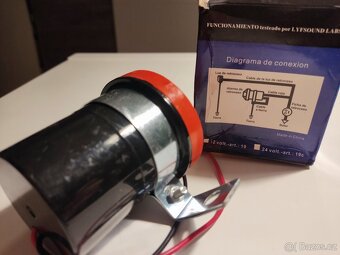 klaksony cena za kus, jsou nové - 4