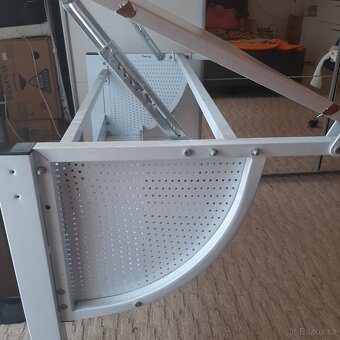 Psaci stul vyskove stavitelny - 4