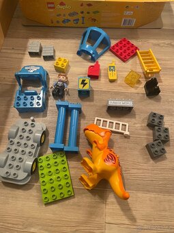 Lego Duplo 10880 Jurský park - 4