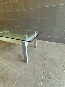 Konferenční stolek - 4