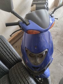 Suzuki AY 50 Katana - 4