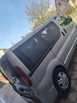 Opel Vivaro Tour - 4