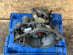 MANUÁLNÍ PŘEVODOVKA 1.5 DCI 79KW TL4B043 - 4