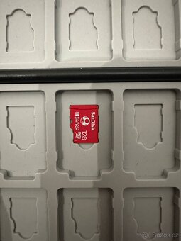 Nintendo switch LITE - top stav - 4