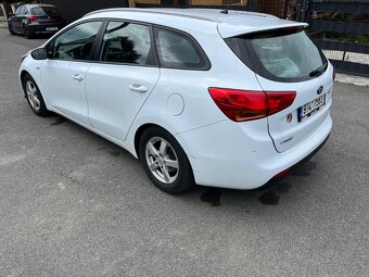 Kia ceed combi 1.6 - 4