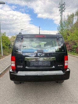JEEP CHEROKEE 4x4 LIMITED, 3.7 V6 151kW, BEZ KOROZE, KLIMA - 4