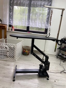 Profesionální elektrický trimovací stůl - 4