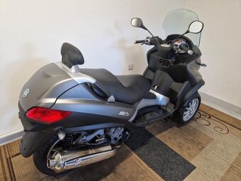 Piaggio MP3 400 LT řidičský průkaz B - 4