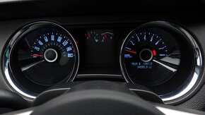 Ford mustang 3.7 V6 - 4