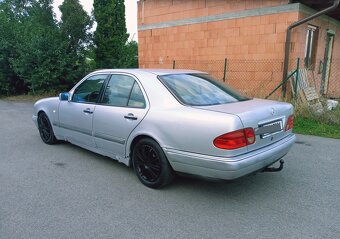 Mercedes W210 2.2 CDI rv 99 elegance - 4