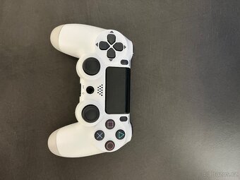 Playstation 4 slim 1T - 4