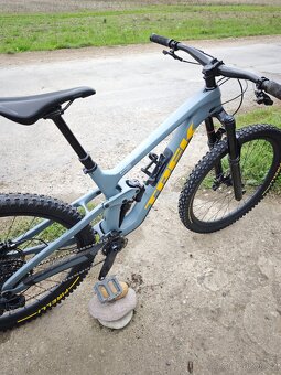 Trek Slash 9.8 GX Gen 5, Medium - 4