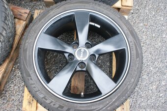 Italska alu kola R17 na Skoda Audi Seat VW zimni pneu - 4