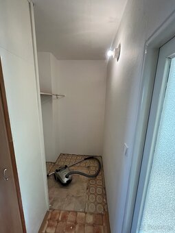 Pronájem bytu 2+1 - ul. Josefa Brabce s balkónem - 4