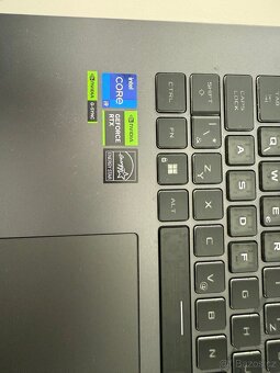 Prodám herní notebook ASUS, TOP stav, 1 rok záruka - 4