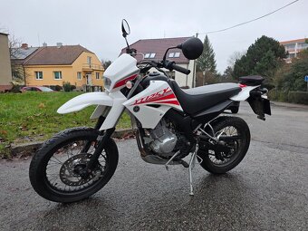 Yamaha XT 125 - 4