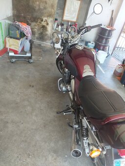 Kawasaki Zephyr 1100 - 4