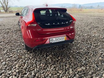 Volvo v40 D3 2019r - 4
