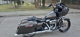 Harley Davidson Road Glide 2020 - 4