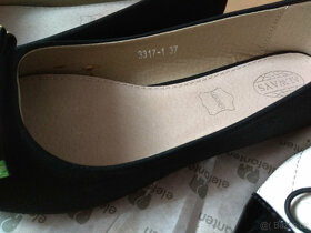 2x dámské/dívčí boty nové - délka vnitřní stélky 22,5cm - 4