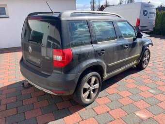 ŠKODA YETI - Náhradní díly z havarovaného vozu - 4