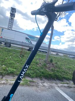 Prodam Lamax 11600 - 4