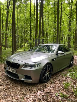 BMW M5 F10 30 Jahre - 4