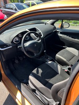 PEUGEOT 207 1.4 BENZIN 54kW 2008 rok - 4