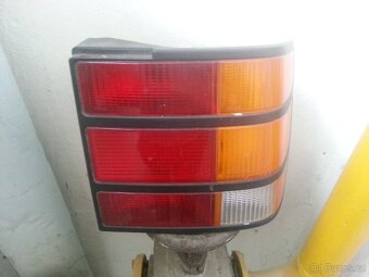 Originál nádobka chladící kapaliny a světlo na Ford Scorpio - 4