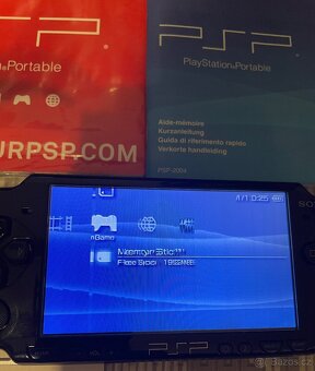 Sony PSP 2004 (displej ma poškodenie) - 4