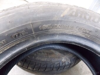 2ks 185/65 R15 Bridgestone letní DOT 1719 min. 6mm - 4