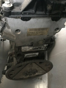 BMW X5 3,0D 135kW M57 D30 306D1 - krasny MOTOR - 4