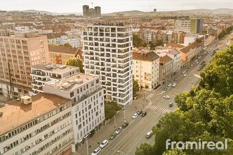 Prodej garážového stání, 10 m2 - Brno - Veveří, ev.č. 01795 - 4