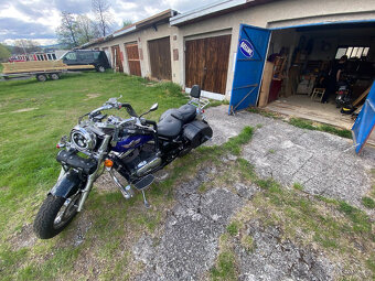 Kawasaki VN 800A - 4