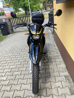 Yamaha XT 125 R - 4
